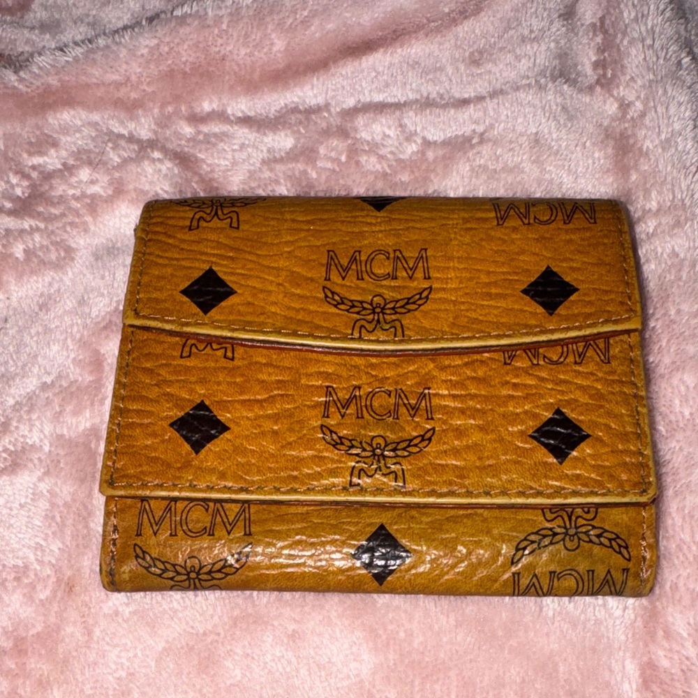 MCM Cognac Logo Trifold Wallet in Tan/Brown